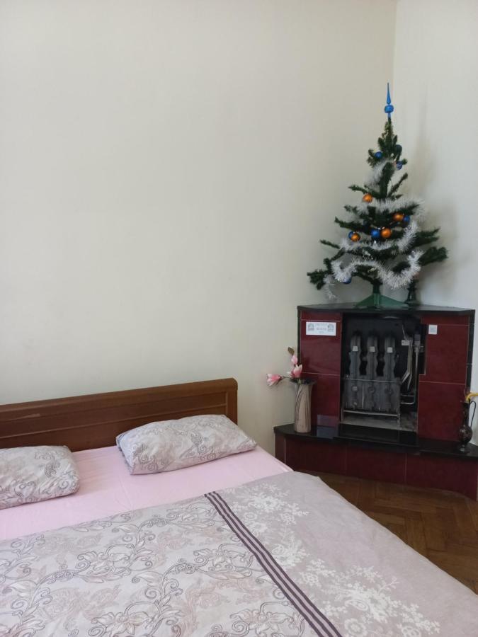 Appartement Затишна Оселя à Lviv Extérieur photo